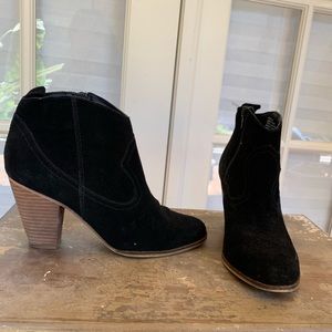 Steve Madden Booties size 8